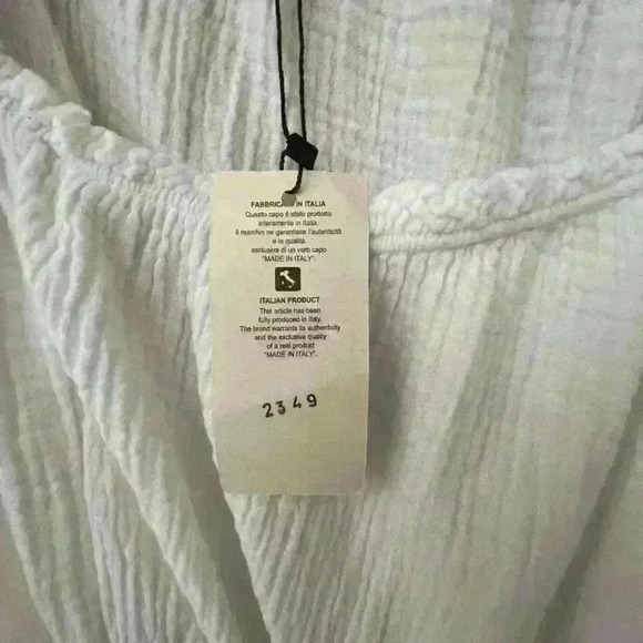 Elegant White Off-Shoulder Dress - Picture 6 of 15